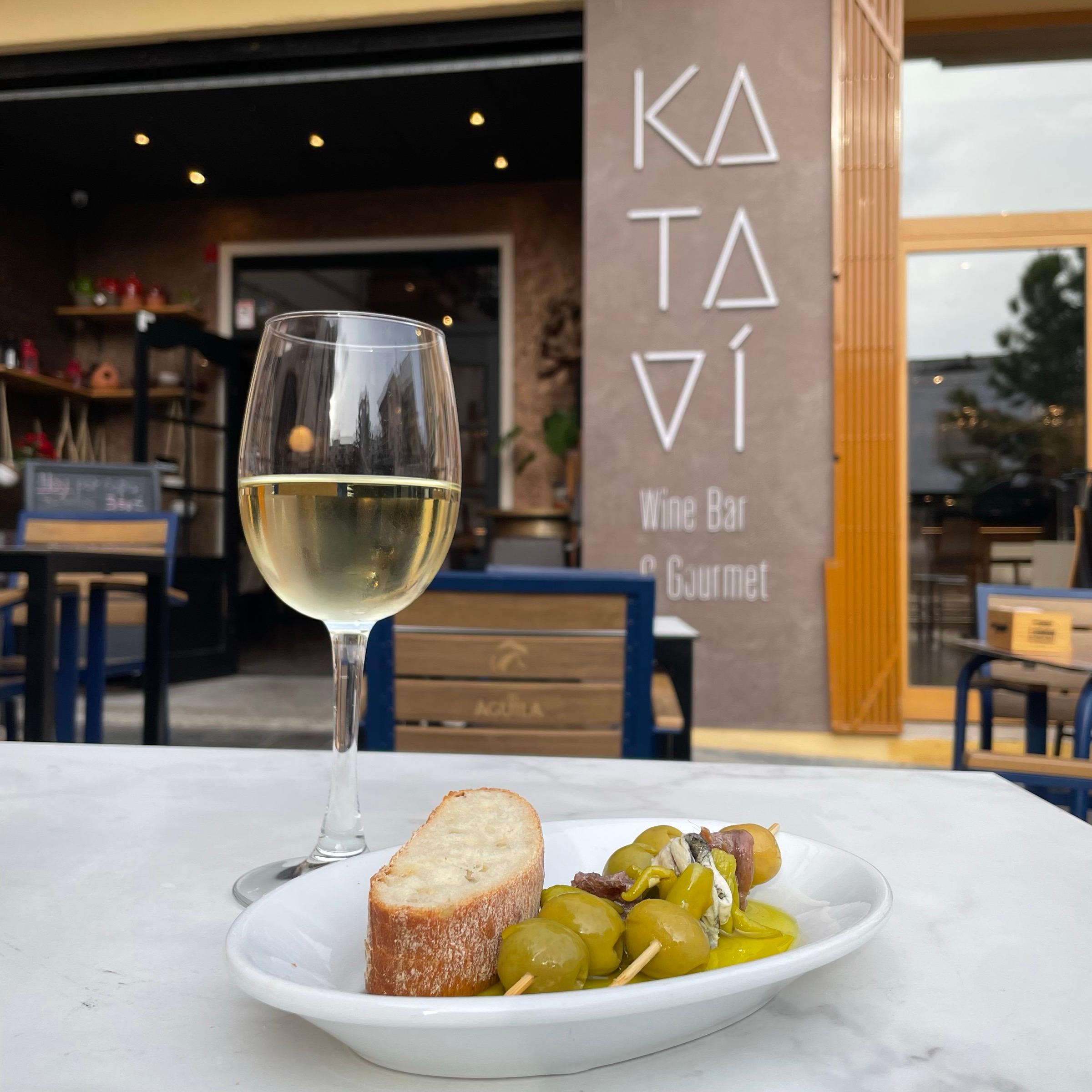 L'Alfàs del Pi: Blind Wine Tasting with Tapas Pairing photo 2