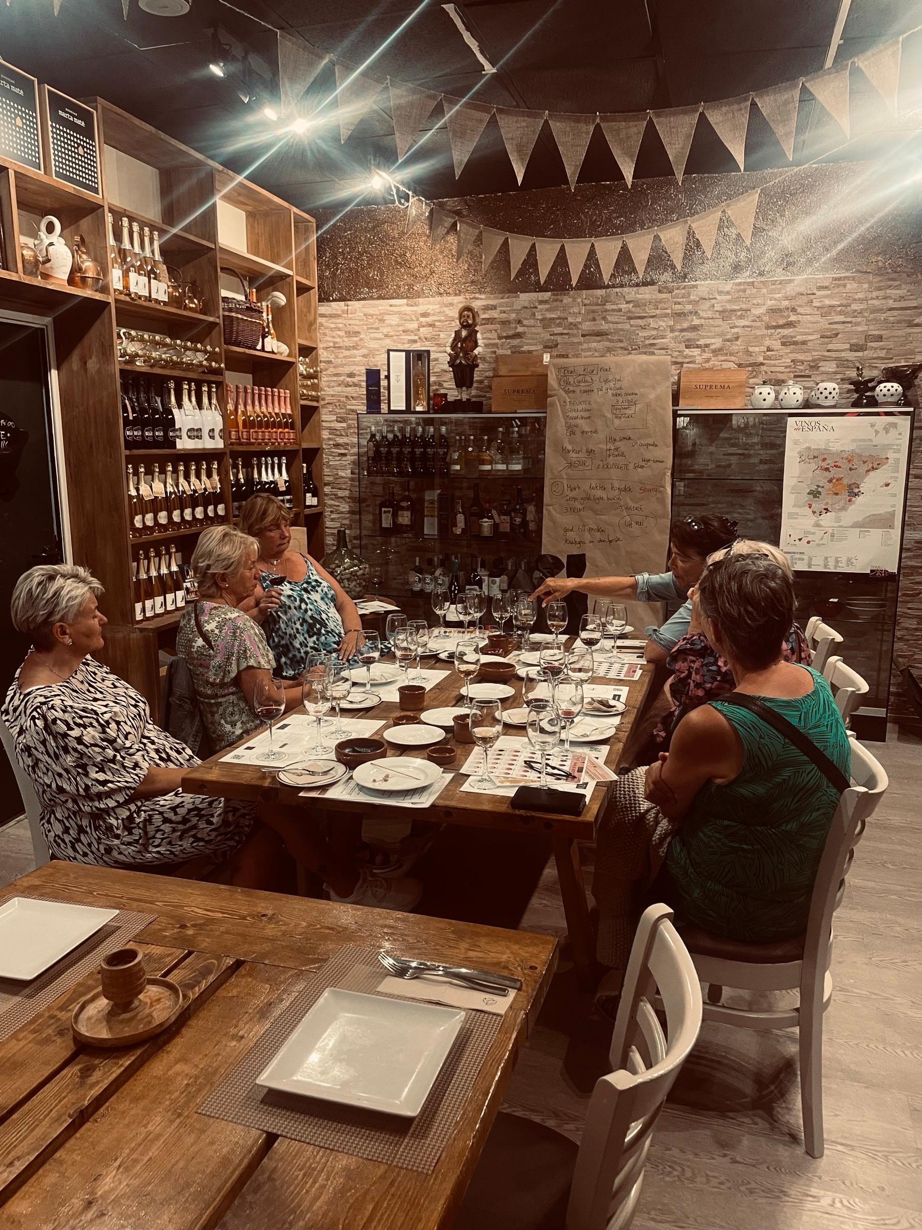 L'Alfàs del Pi: Blind Wine Tasting with Tapas Pairing photo 11